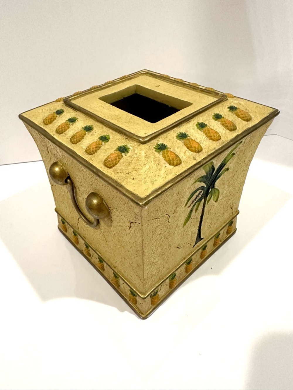 Vtg 90s Tropical Royal Palm Tree Pineapple Tissue Box Cover Heavy Resin 6"x6"x6"